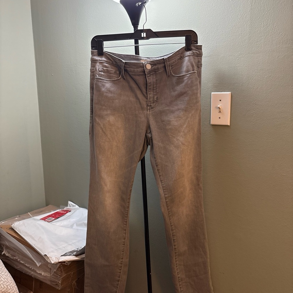 Athleta Women's Straight Leg Jeans in Gray